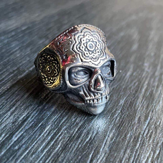 Skull Ring. Blood oath marker day of the dead. Harley Biker Ring. Silver. Skull mask ring. El Día de Muertos. Mandala Santa Muerte Sugar