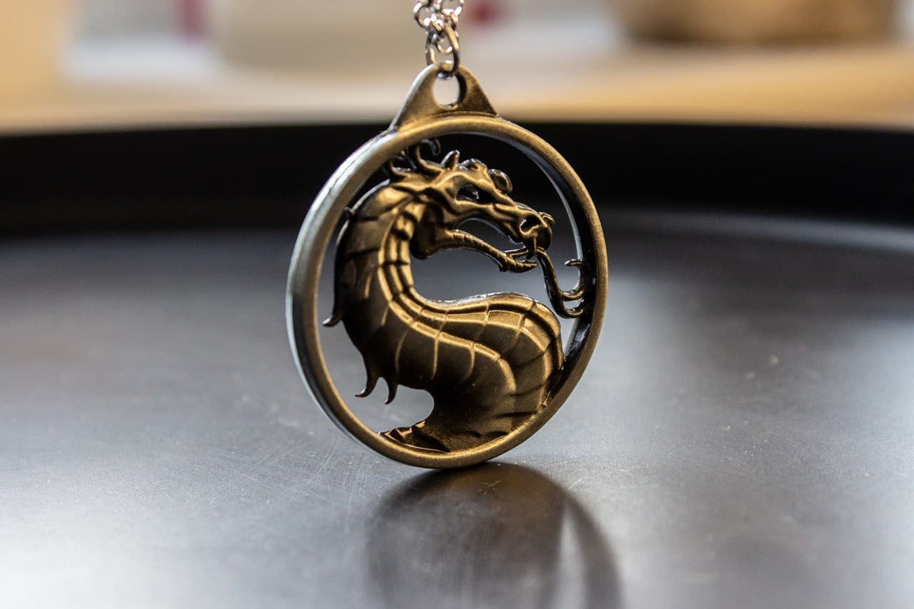 Logo pendant keychain necklace Scorpion Lin Kuei